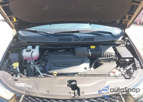 2025 Chrysler Pacifica Select from USA, damaged, VIN 2C4RC1BG5SR558093